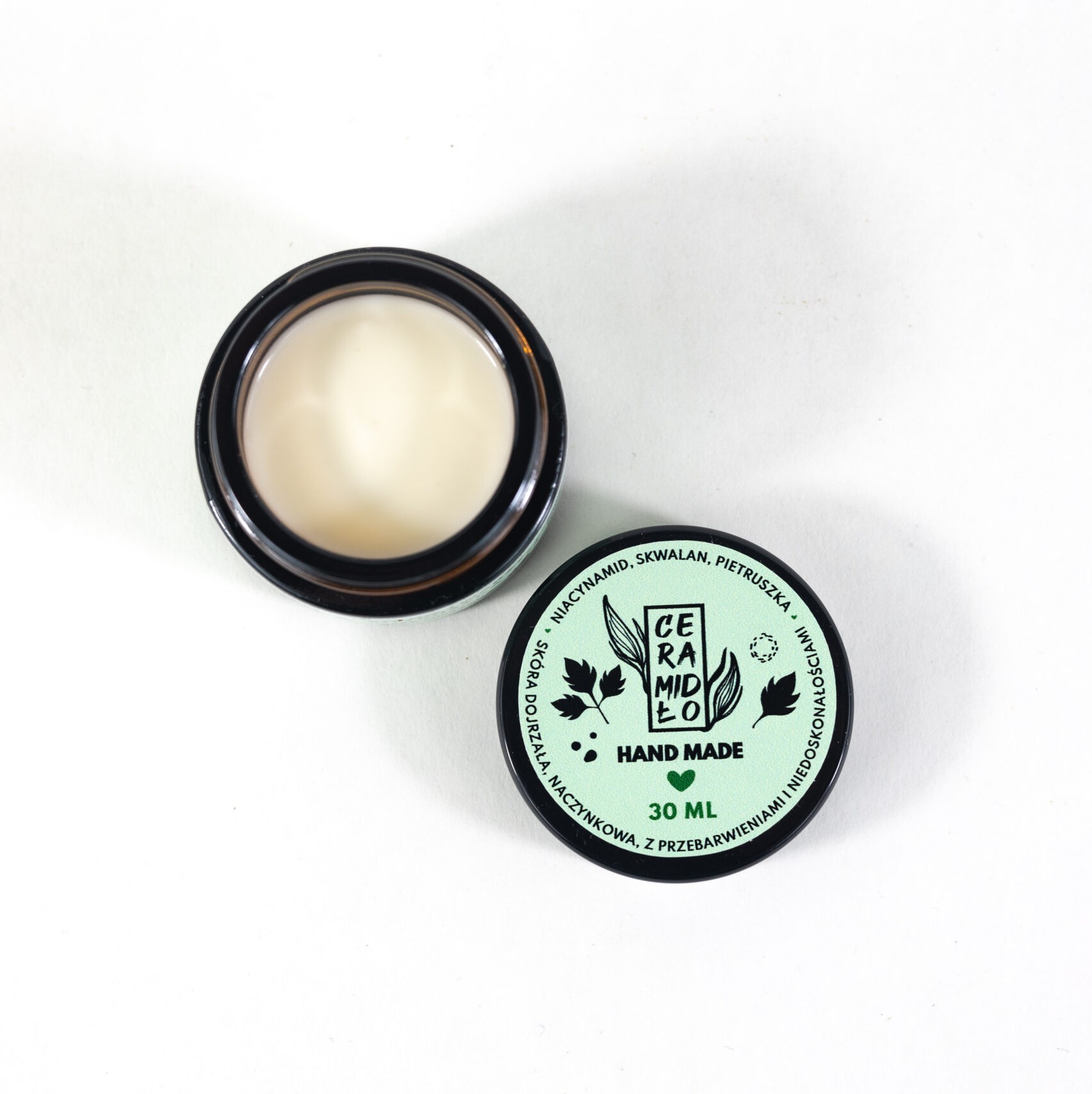 krem-do-twarzy-pietruszka